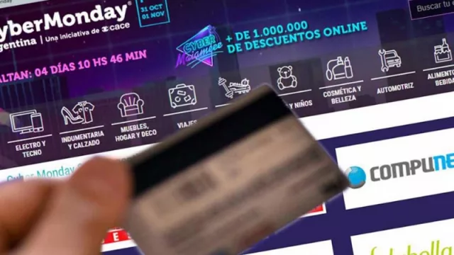 Tarjeta del Cybermonday: 38,8; tarjeta de la Inflación: 38,3. Fallooo de la peleaaa... ¡Empate!