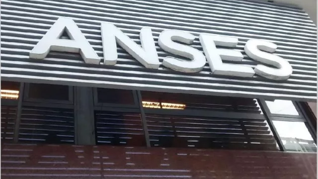 ANSeS recibirá u$s 2900 millones y puede hacer que riesgo país baje 100 puntos