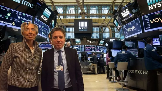 Dujovne arranca negociación con el FMI y Macri testea medidas en Wall Street