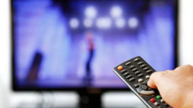 Se analizan propuestas de inversión y expansión de la red de fibra óptica y televisión satelital en Chaco