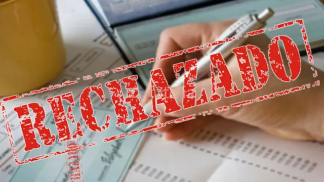 Siguen apareciendo cheques “voladores” en la city: ahora, de una importante constructora