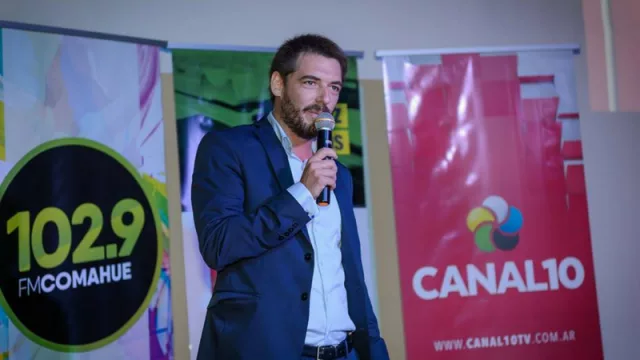 Canal 10 firmó convenio y retransmitirá partidos del mundial de Rusia