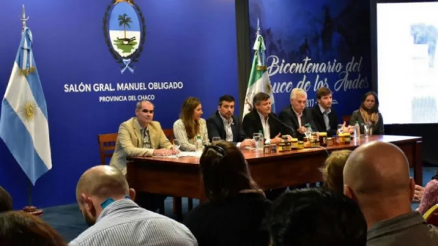 Jornada apícola: “El desafío central es llegar a los mercados mundiales y lograr valor agregado en origen”, aseguró Peppo