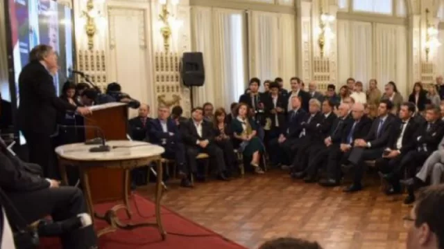 Plenario de Zicosur: Peppo apuntó a que Chaco sea el baricentro del desarrollo de la región