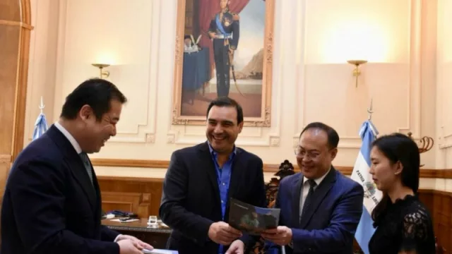 Schiavi: “Buscamos nuevos acuerdos comerciales con China para modernizar la provincia”