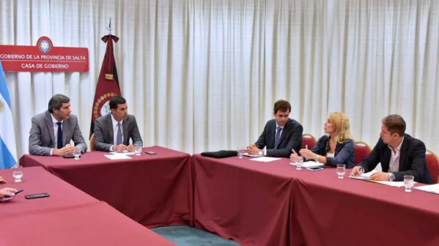 Se agrava la crisis por el cierre del Ingenio San Isidro, y Urtubey suspendió su viaje a Davos