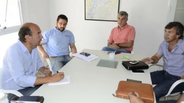 Acuerdos para el traspaso de la Ruta Nacional 22 (será del tipo “urbana” en el 2018)