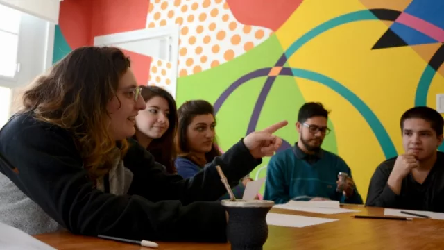 Jóvenes santafesinos se suman a la Semana del Emprendedor en Rosario