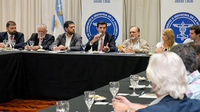 Urtubey repasó con empresarios y referentes económicos el proyecto de Pacto Fiscal