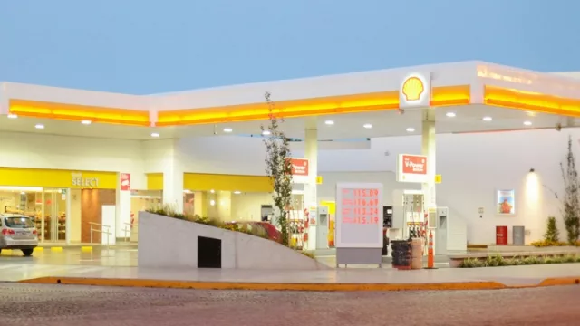 Shell cumple 90 años en el Puerto de Santa Fe
