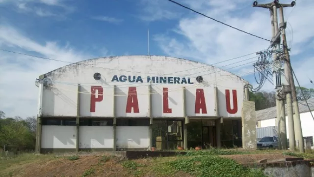 Dos grupos empresarios salteños quieren quedarse con Agua Mineral Palau