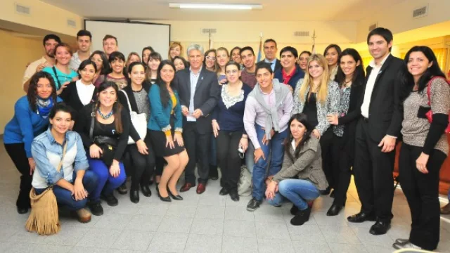 Jóvenes profesionales en ciencias económicas disertarán en Posadas