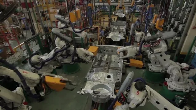 Producir un auto aquí es 65% más caro que en México