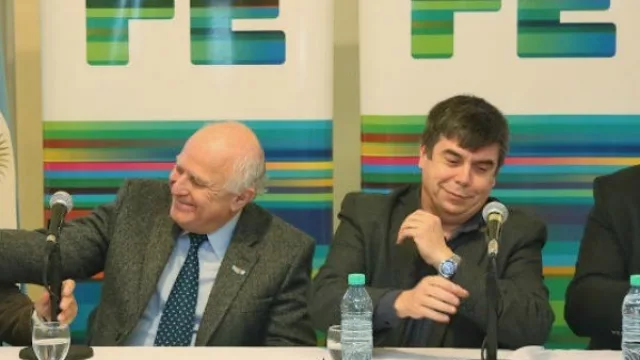 Primera competencia de planes de comunicación para emprendedores