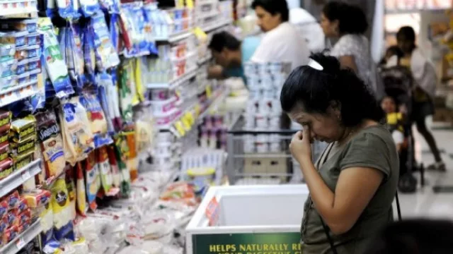 Isepci: la inflación de febrero fue negativa (preocupa caída de la actividad y empleo)