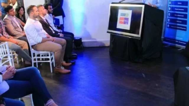 El gobierno lanza un microcrédito de $10 millones para jóvenes profesionales