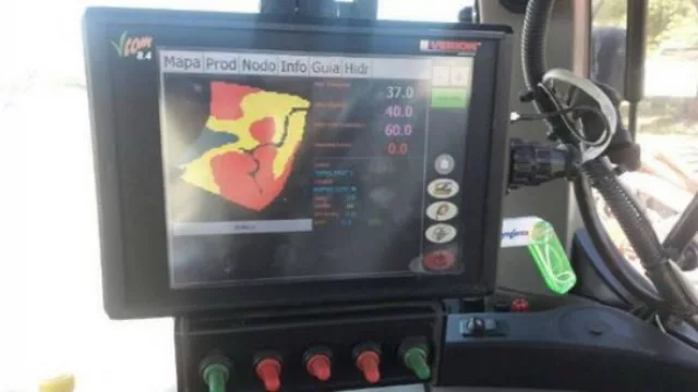 Las imágenes satelitales que usa Frontec se pueden ver en la pantalla de una computadora.