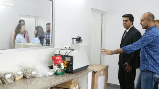 Entre el municipio y el INTI: implementan convenio para control y medición en el expendio de productos y combustibles 