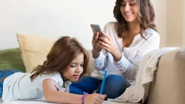 ¡Se acabó el “saquen el cuaderno de comunicados”! (con Colegium se quintuplicó la comunicación digital entre familias y escuelas)