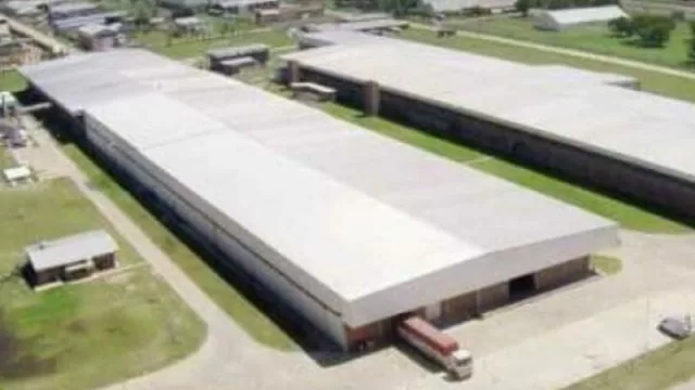 Santana Textiles invertirá $ 6.000 millones en su planta industrial de Puerto Tirol