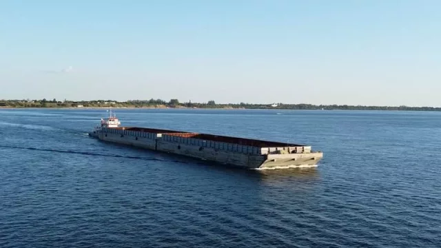 Se reactivó el Puerto de Posadas con la llegada de un convoy con 40 containers