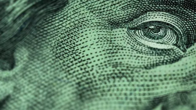 ¿El $U está sobrevaluado? (así estamos con los US$ en Uruguay)