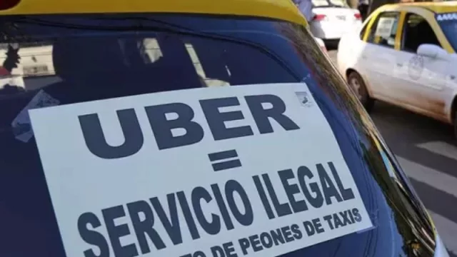 En Posadas sigue la polémica entres taxistas y Uber (exigen “corregir” ordenanza a los concejales)