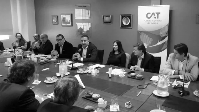 Gustavo Hani fue reelecto como presidente de la Cámara Argentina de Turismo