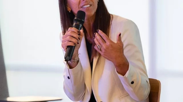 Disney ya ordenó su papeleo: “Las princesas no necesitan un príncipe que las salve” (un mano a mano con Belén Urbaneja)