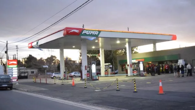 Puso primera la nueva Puma de Senillosa, la estación de servicio que promete satisfacer de combustible a los habitantes (y ayudar al crecimiento de la región)
