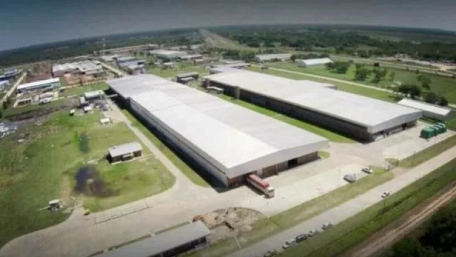 Ampliación de Santana Textil en el parque industrial de Puerto Tirol (inversión de $ 6.000 millones)