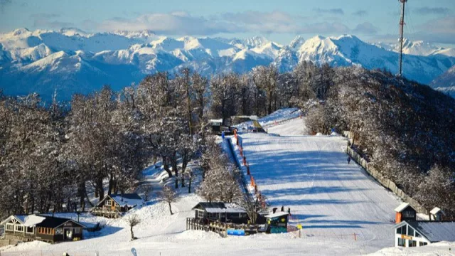¡Atención amantes de la nieve! Llega la inauguración de la temporada alta en Cerro Bayo (y se podrá disfrutar de una experiencia inigualable)