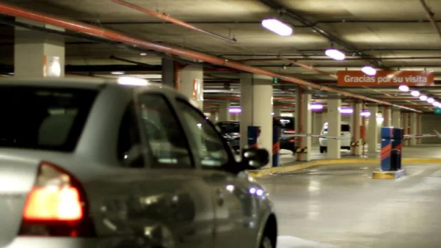 Apparkar es la nueva aplicación para encontrar cocheras disponibles en tiempo real en Rosario