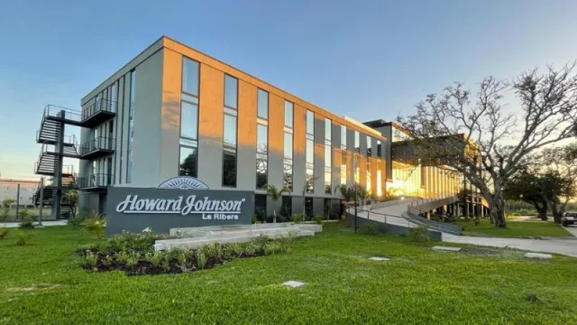 Llegó el día “D”: el hotel Howard Johnson Plaza Resistencia La Ribera tiene fecha de apertura