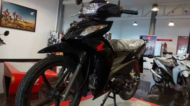 Precios de motos: Honda Wave vs Motomel B110 en septiembre