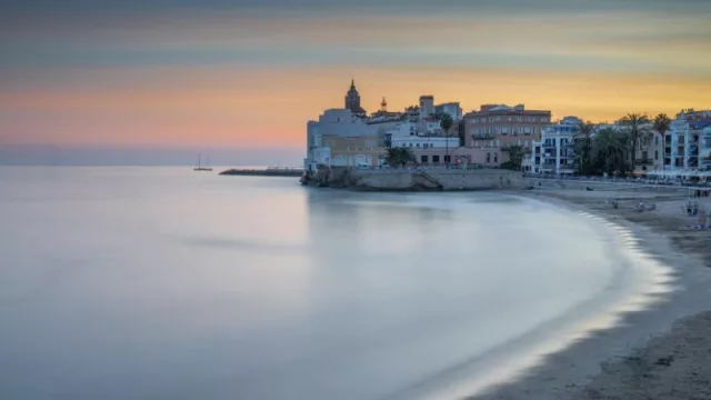 Crece la demanda de pisos en la periferia de Barcelona (Hospitalet, San Cugat,Sitges y Casteldefels son las ciudades elegidas)