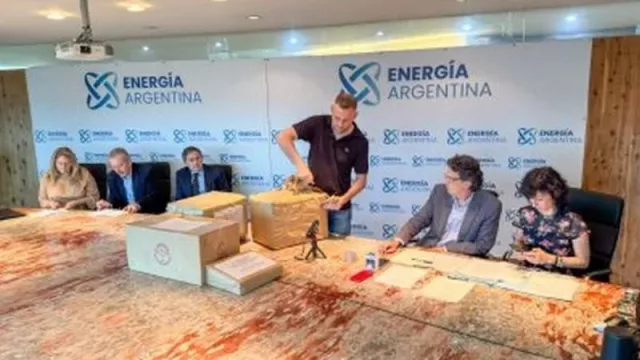 Tres empresas compiten para revertir el flujo de las plantas compresoras (Esuco, Contrera Hermanos y Víctor Contreras, las comprometidas)