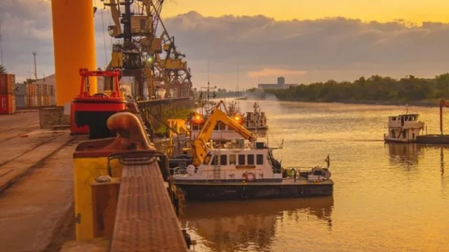 YPF hará el dragado del Puerto de Barranqueras (desde la desembocadura hasta el kilómetro 7, para devolverle actividad)