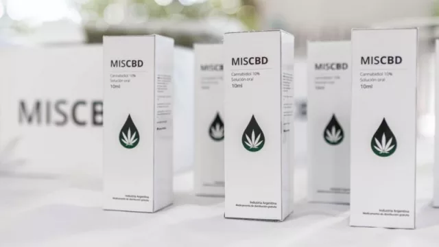 Innovación en medicina natural (MisioPharma presenta aceite de cannabis con THC)