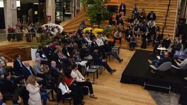 La innovación financiera llega a Posadas con Fintech Meetups