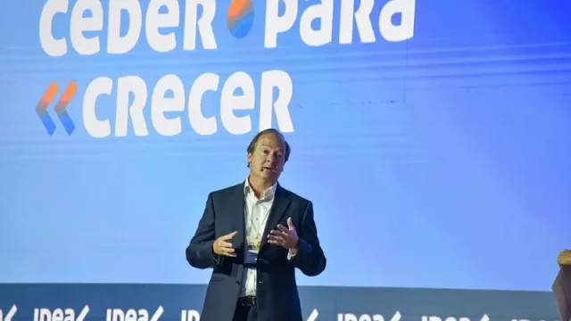 Daniel González es oficializado como secretario de coordinación de energía y minería