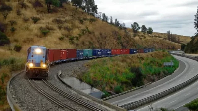 El interés por Vaca Muerta impulsa el desarrollo del transporte bimodal con Chile