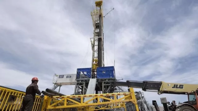 Alerta en Vaca Muerta por el impacto de los costos en dólares en la industria petrolera