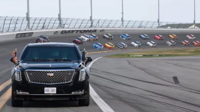 El fenómeno Trump en Daytona 500: segunda lección de Crossing Mkt y de “Head of Culture” en mega eventos (de Florida para todo USA y el mundo)