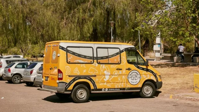 Educando a las nuevas generaciones (la Bitcoineta llega a Paso de Los Libres)