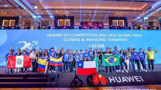 ¡Cerebros del interior! Estudiantes argentinos compiten en la meca de la tecnología