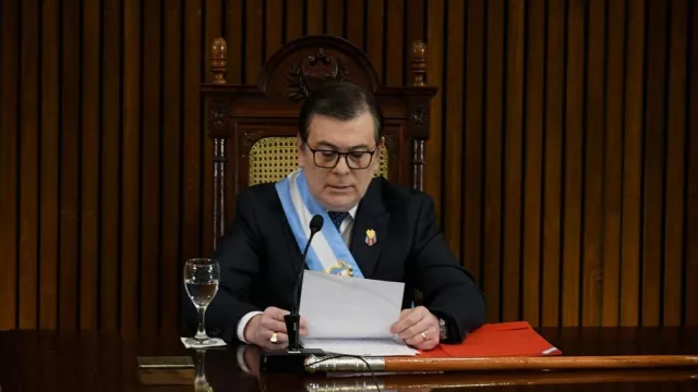 Zamora confirmó que las elecciones provinciales serán el 26 de octubre (el mismo día que las nacionales)