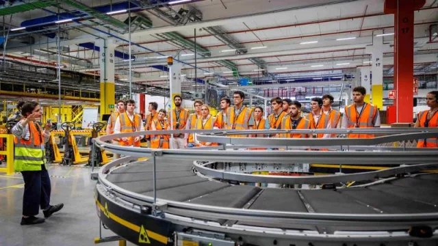 Vuelven los Amazon Tours a España: Amazon abre, al público, sus centros logísticos en Toledo y Barcelona