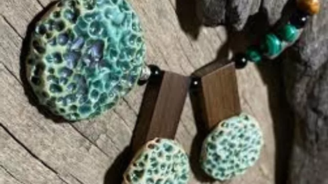 Joyería con propósito: cómo un diseñador misionero convierte residuos industriales en piezas de alto valor simbólico