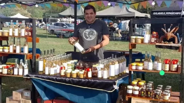 La miel chaqueña se luce en el mercado premium (5 medallas para una hidromiel que conquista paladares)